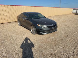 2016 Kia Optima LX - Exterior Front Right Corner Image